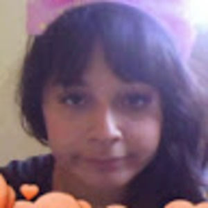 Meet your Posher, Claudia